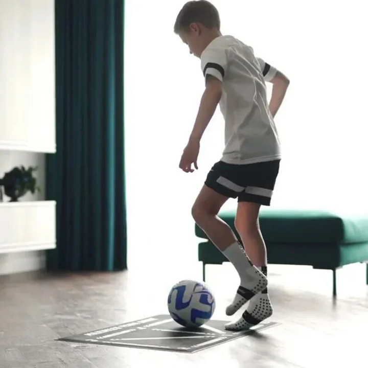 Junior Soccer Skills Mat (Incl. Training videos)