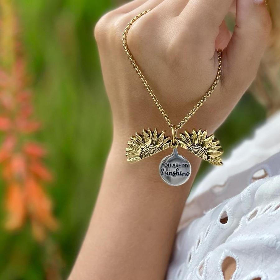 Aeliana™ | Sunflower Necklace