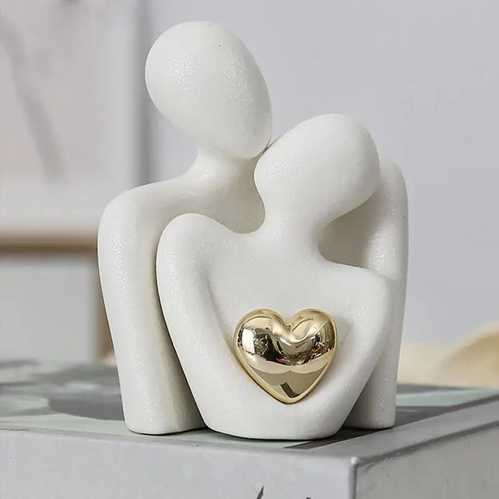 Pure Luxe | Heart-shaped gold couple statue