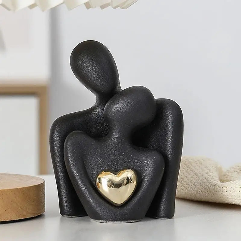 Pure Luxe | Heart-shaped gold couple statue